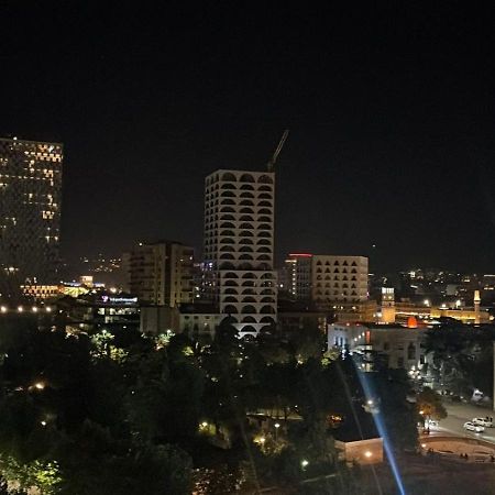 Free Parking Skanderbeg Square - Spacious Central Apartment Tirana Buitenkant foto