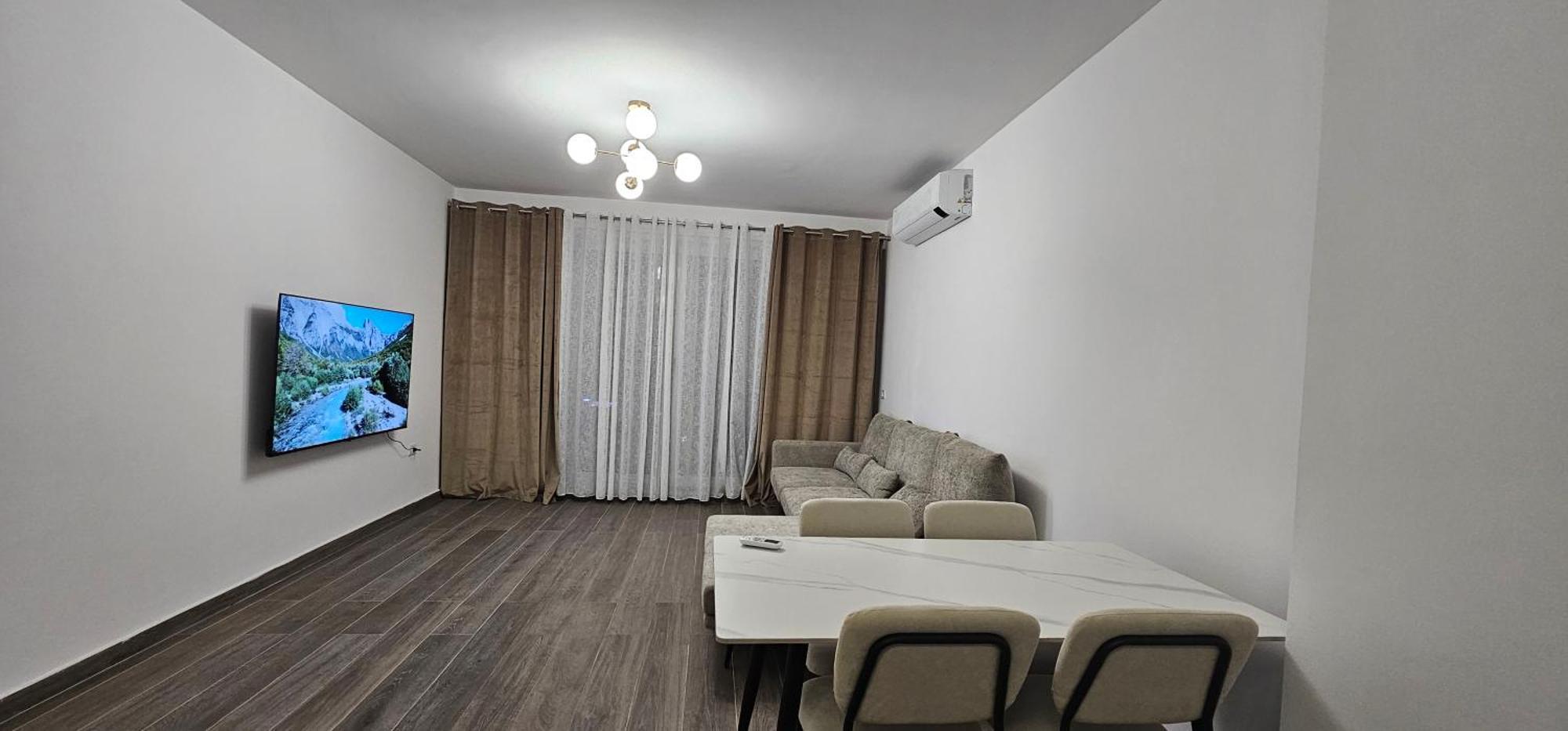 Free Parking Skanderbeg Square - Spacious Central Apartment Tirana Buitenkant foto