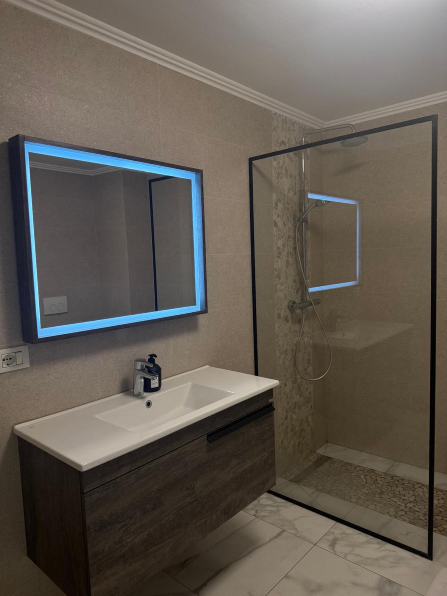 Free Parking Skanderbeg Square - Spacious Central Apartment Tirana Buitenkant foto