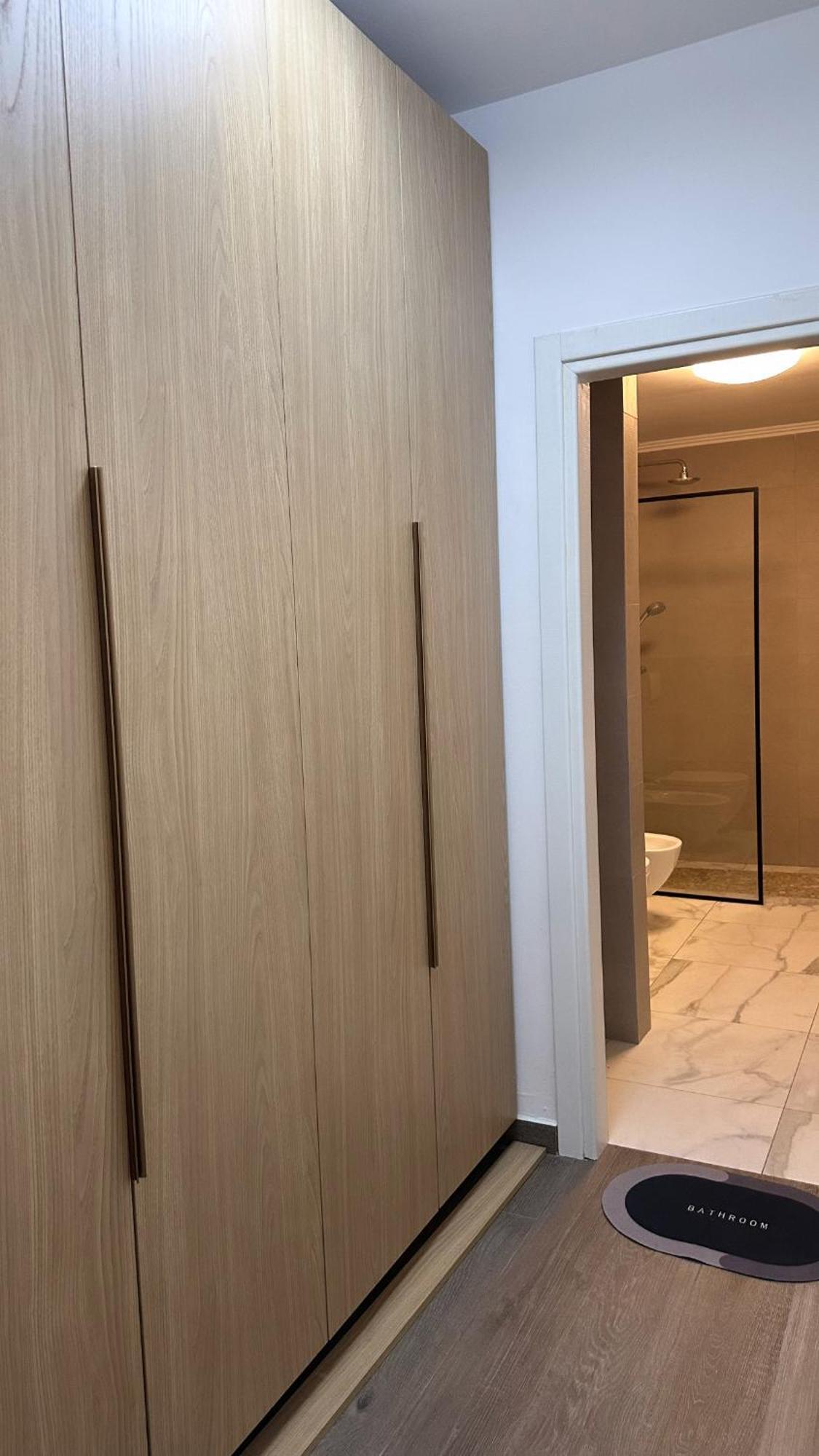 Free Parking Skanderbeg Square - Spacious Central Apartment Tirana Buitenkant foto