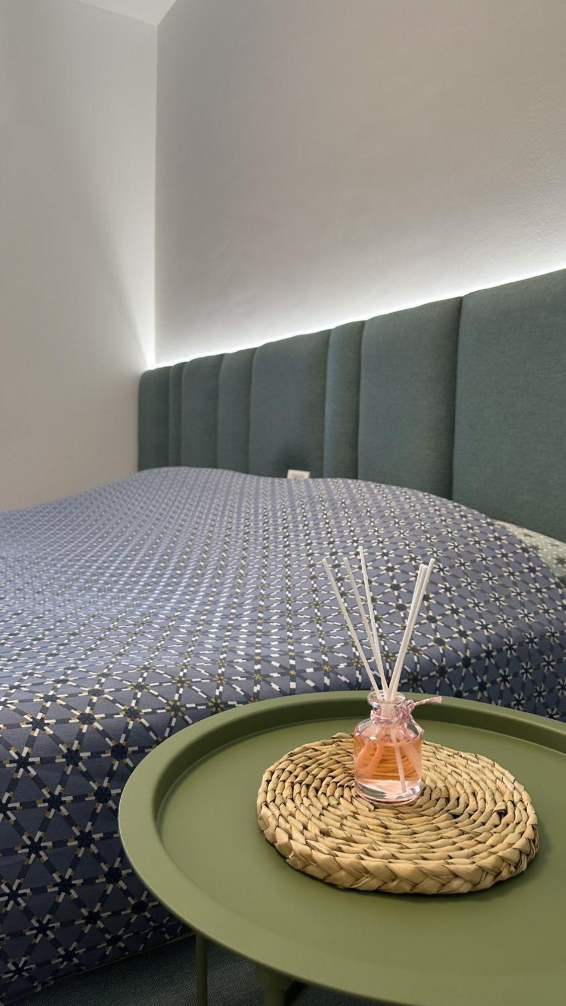 Free Parking Skanderbeg Square - Spacious Central Apartment Tirana Buitenkant foto